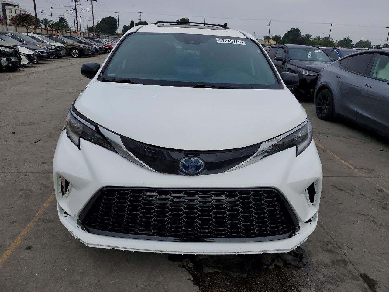 2022 Toyota Sienna Xse 7-Passenger - Фото 5