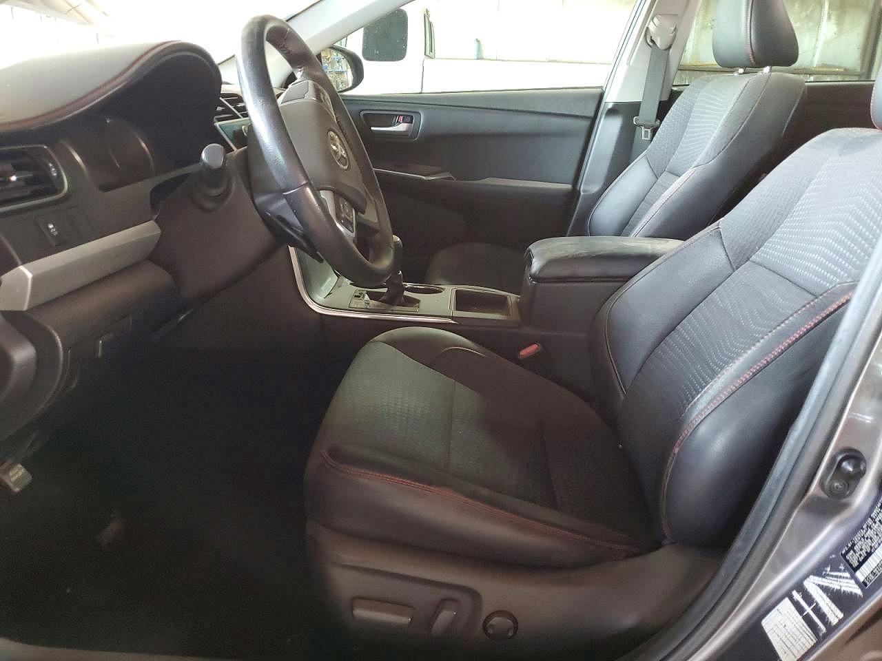 2015 Toyota Camry Se - Фото 7