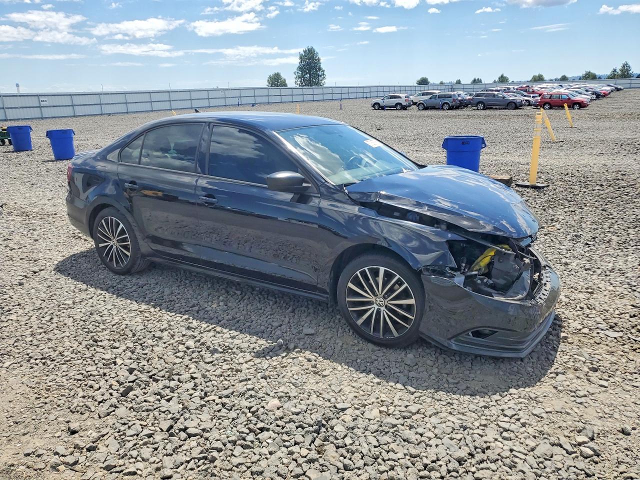 2016 Volk Jetta - Image 4