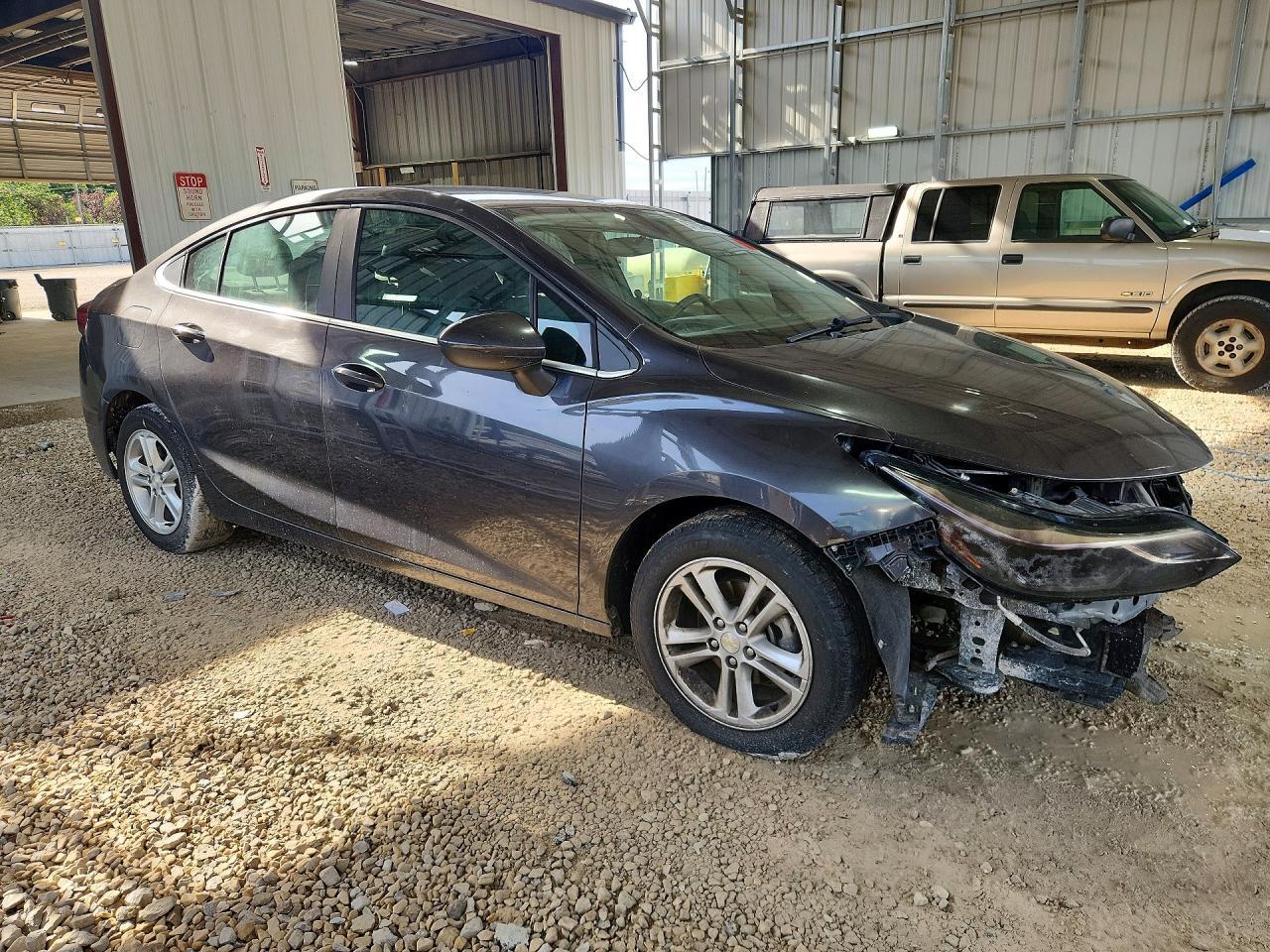 2016 Chevrolet Cruze Lt - Image 4
