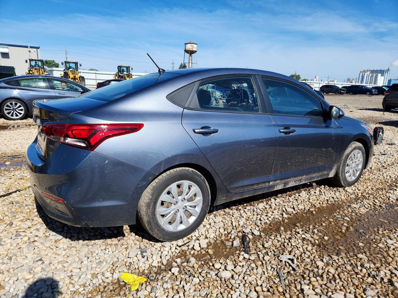 2019 Hyundai Accent Se - Фото 3
