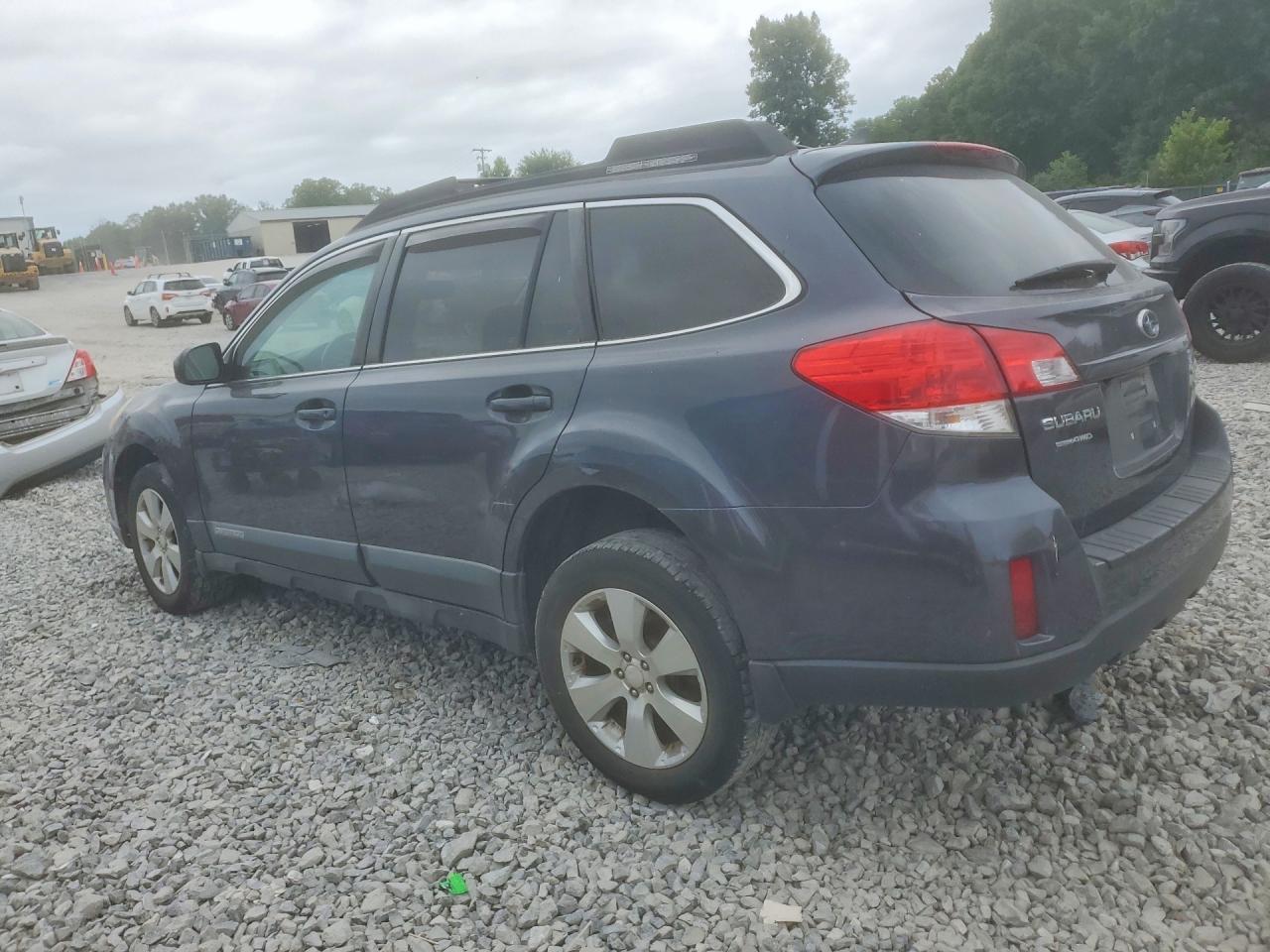 2011 Subaru Outback 3.6R Limited - Фото 2