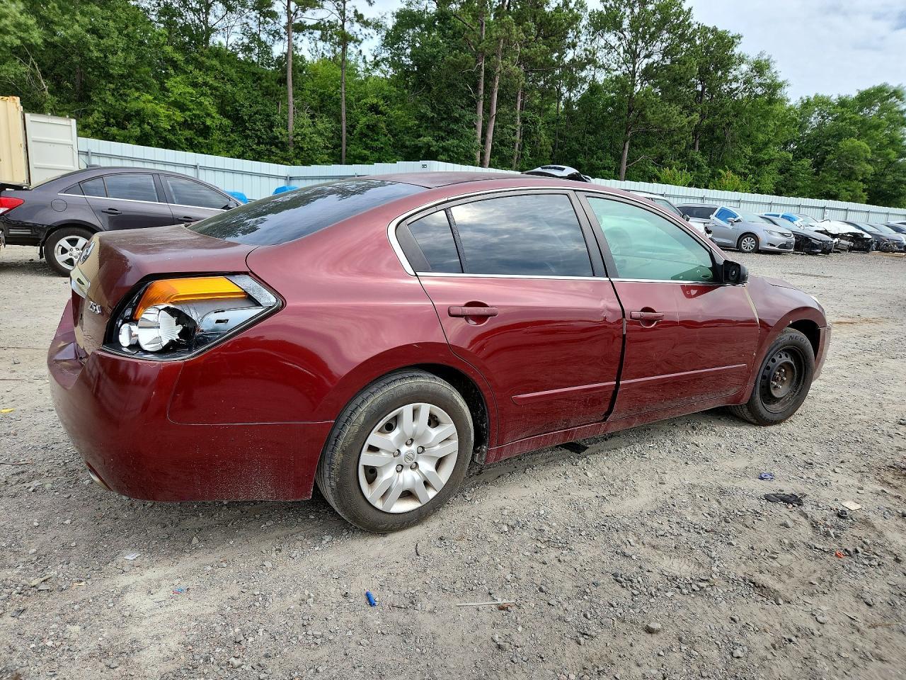 2011 Nissan Altima 2.5 - Фото 3