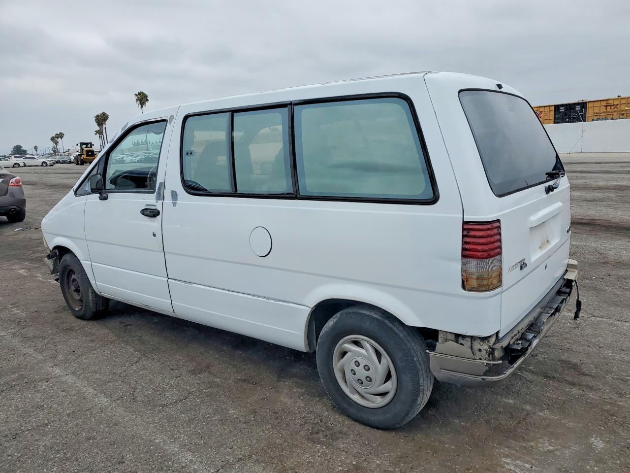 1993 Ford Aerostar - Фото 2