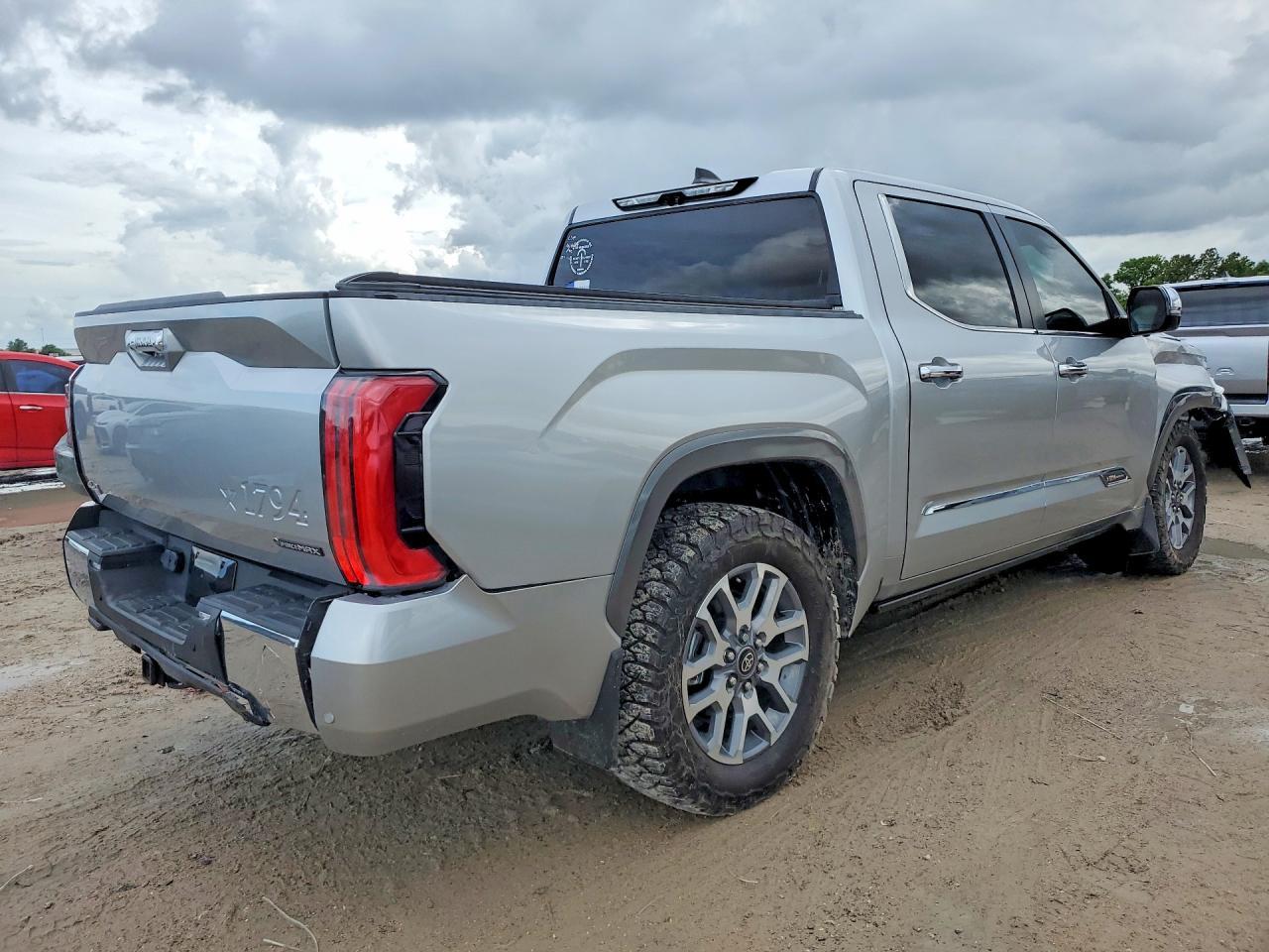 2025 Toyota Tundra 4Wd - Фото 3
