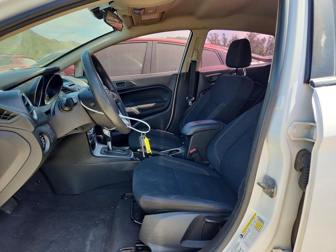 2018 Ford Fiesta Se - Фото 7
