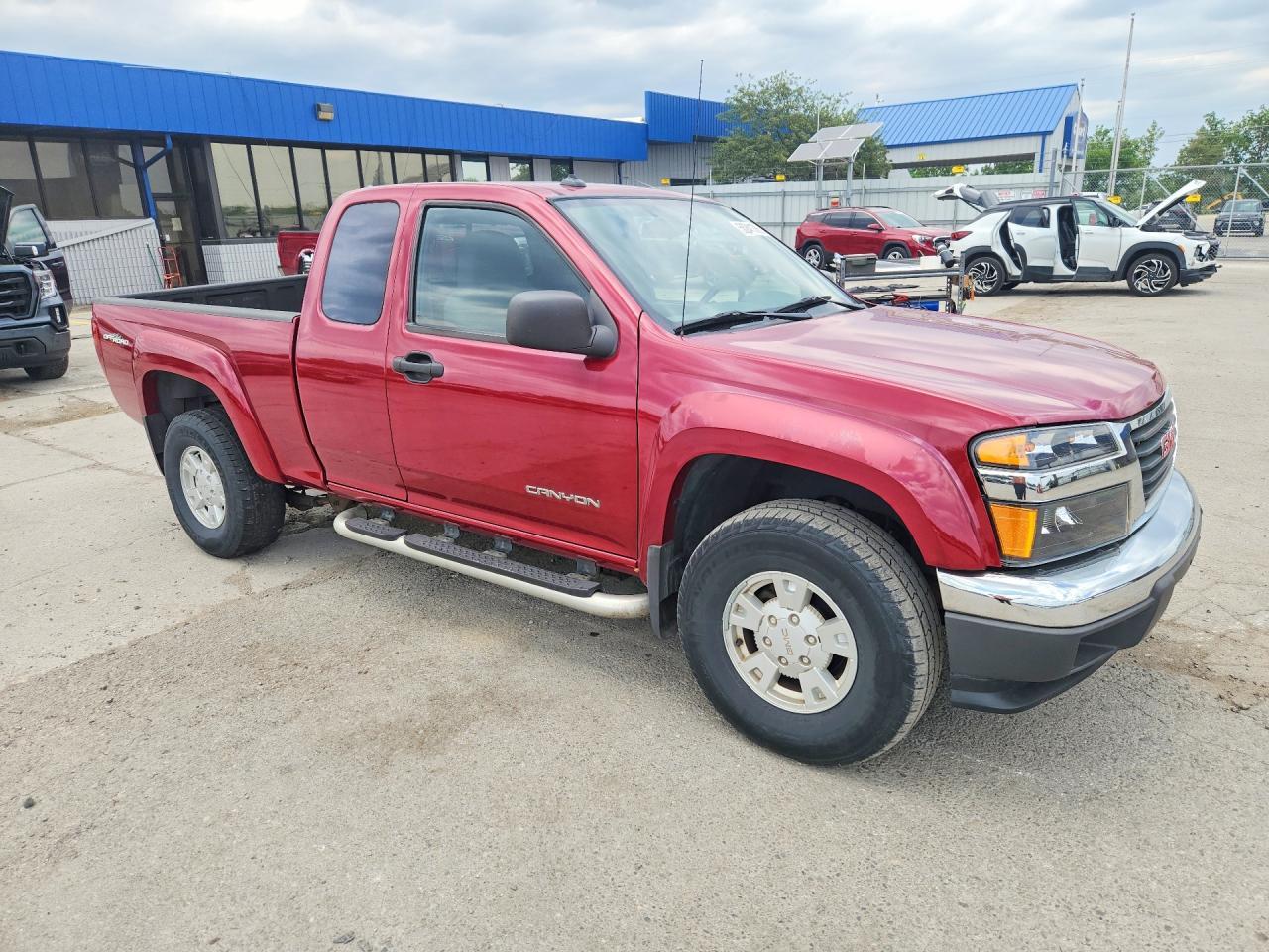 2004 GMC Canyon - Image 4