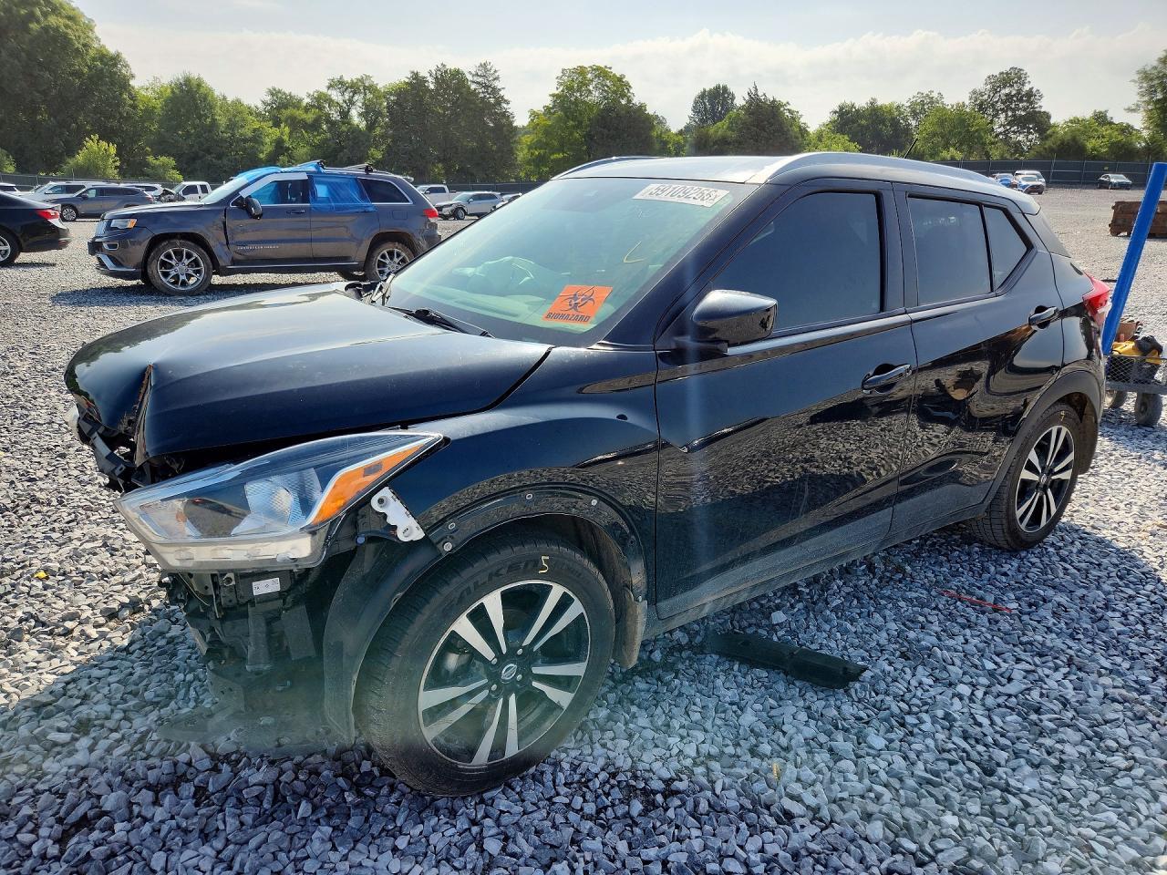 2020 Nissan Kicks Sv