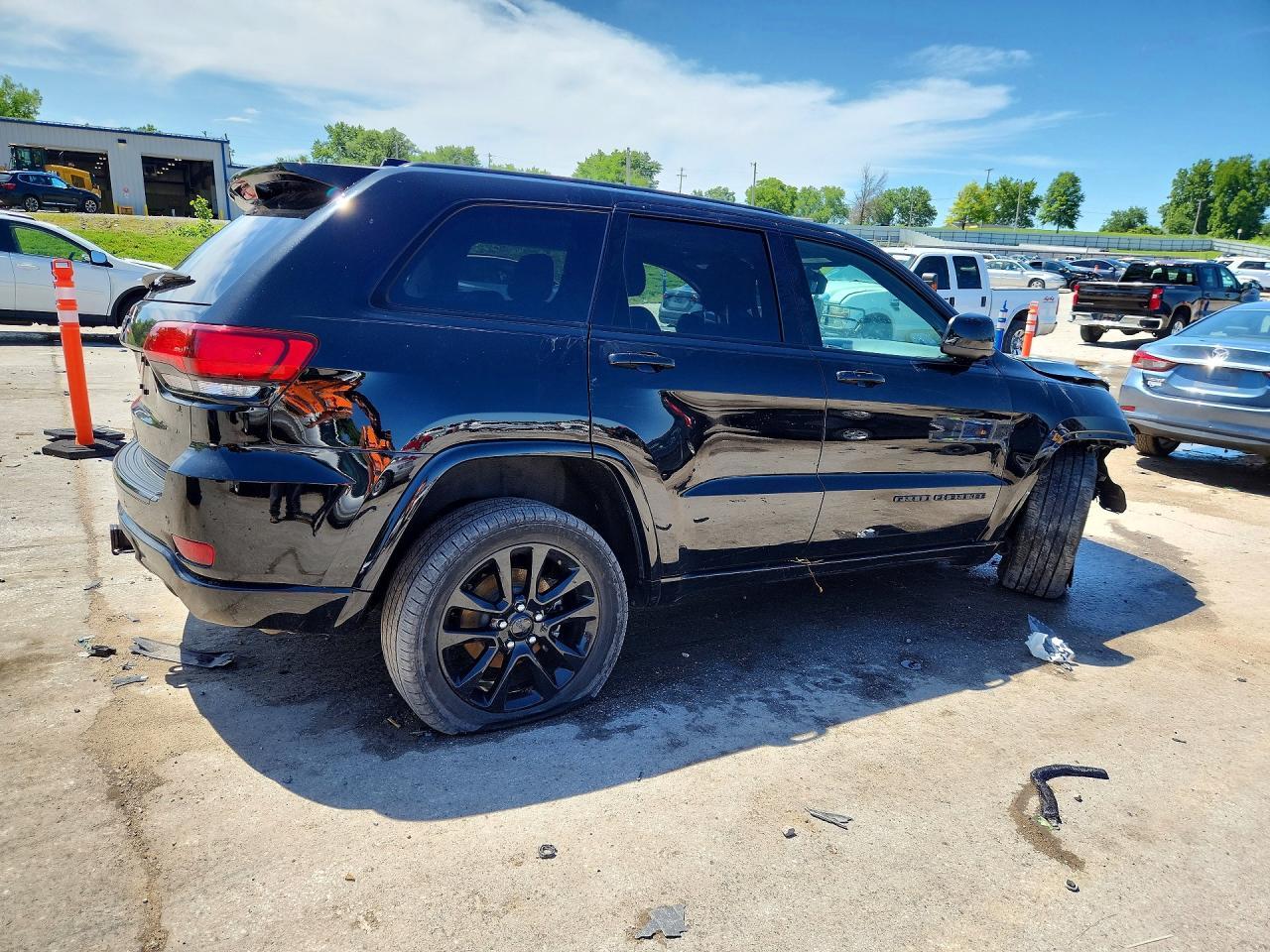 2018 Jeep Grand Cherokee Laredo - Фото 3