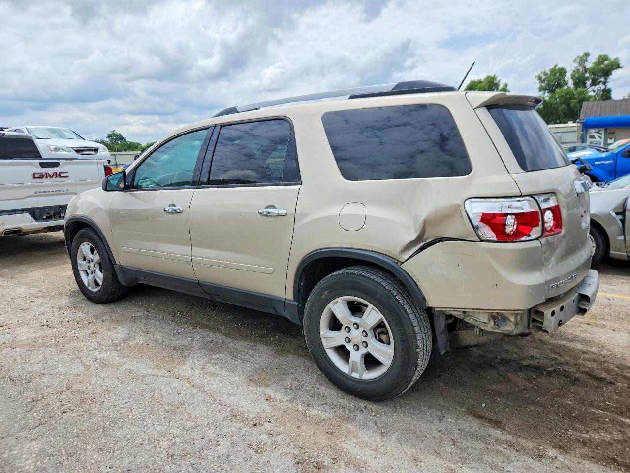 2010 GMC Acadia Sle - Фото 2