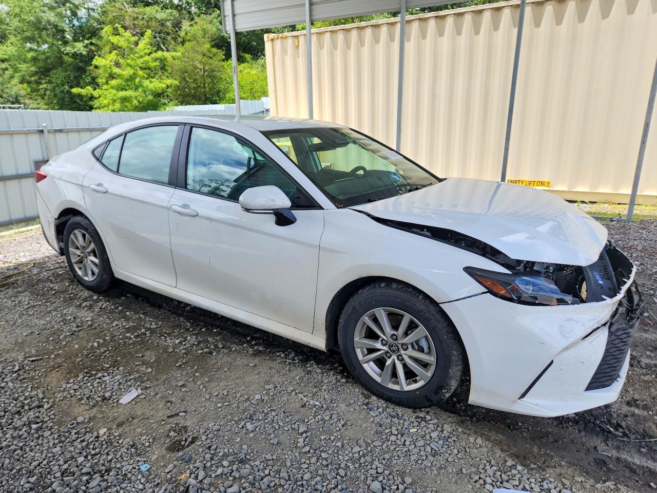 2025 Toyota Camry - Фото 4