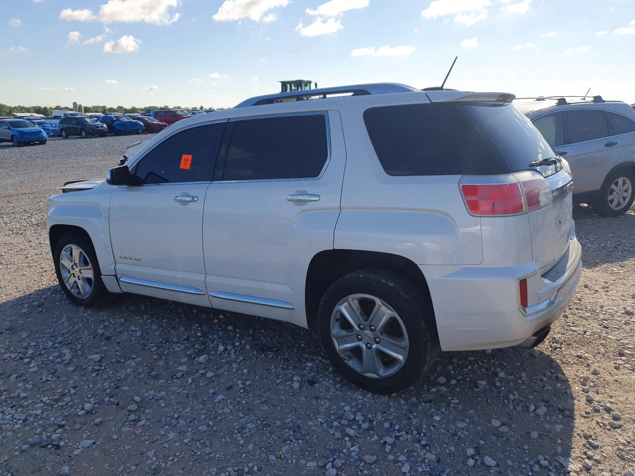 2016 GMC Terrain Denali - Фото 2