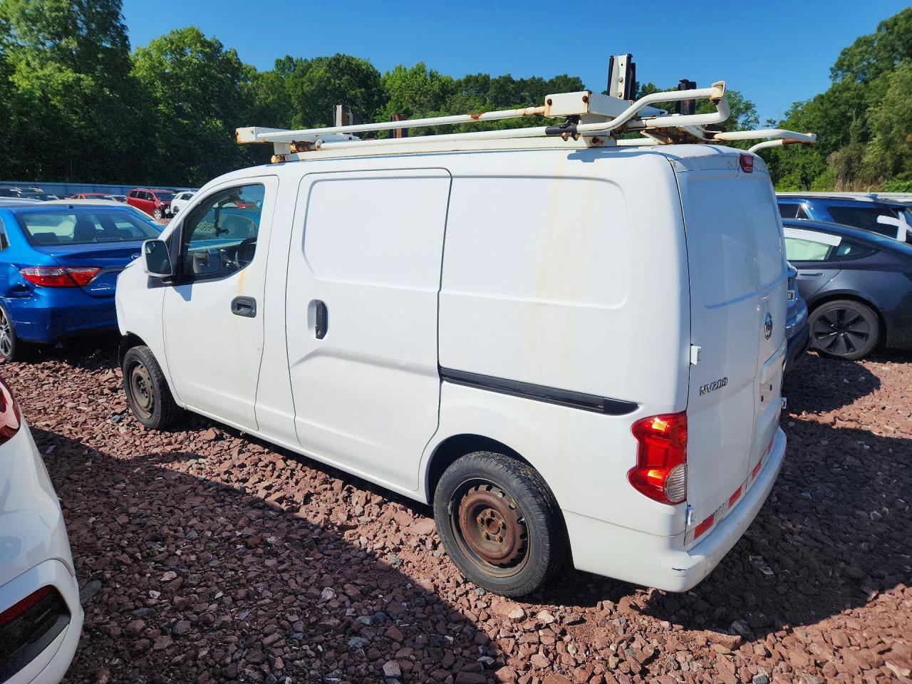 2017 Nissan Nv200 Utility / Service Van - Image 2