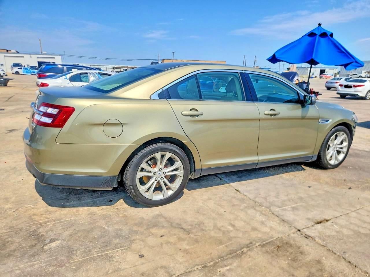 2013 Ford Taurus Sel - Image 3
