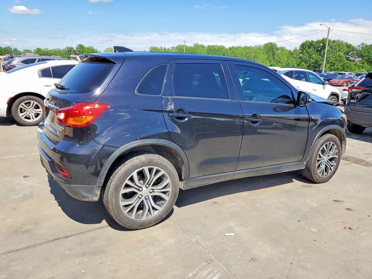 2018 Mitsubishi Outlander Sport Es - Image 3