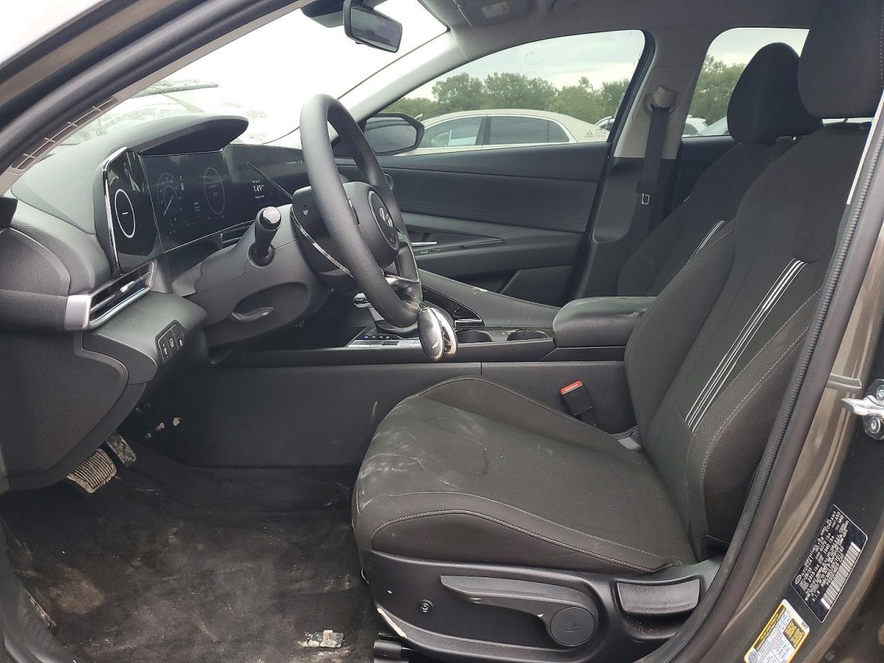 2024 Hyundai Elantra Blue - Фото 7