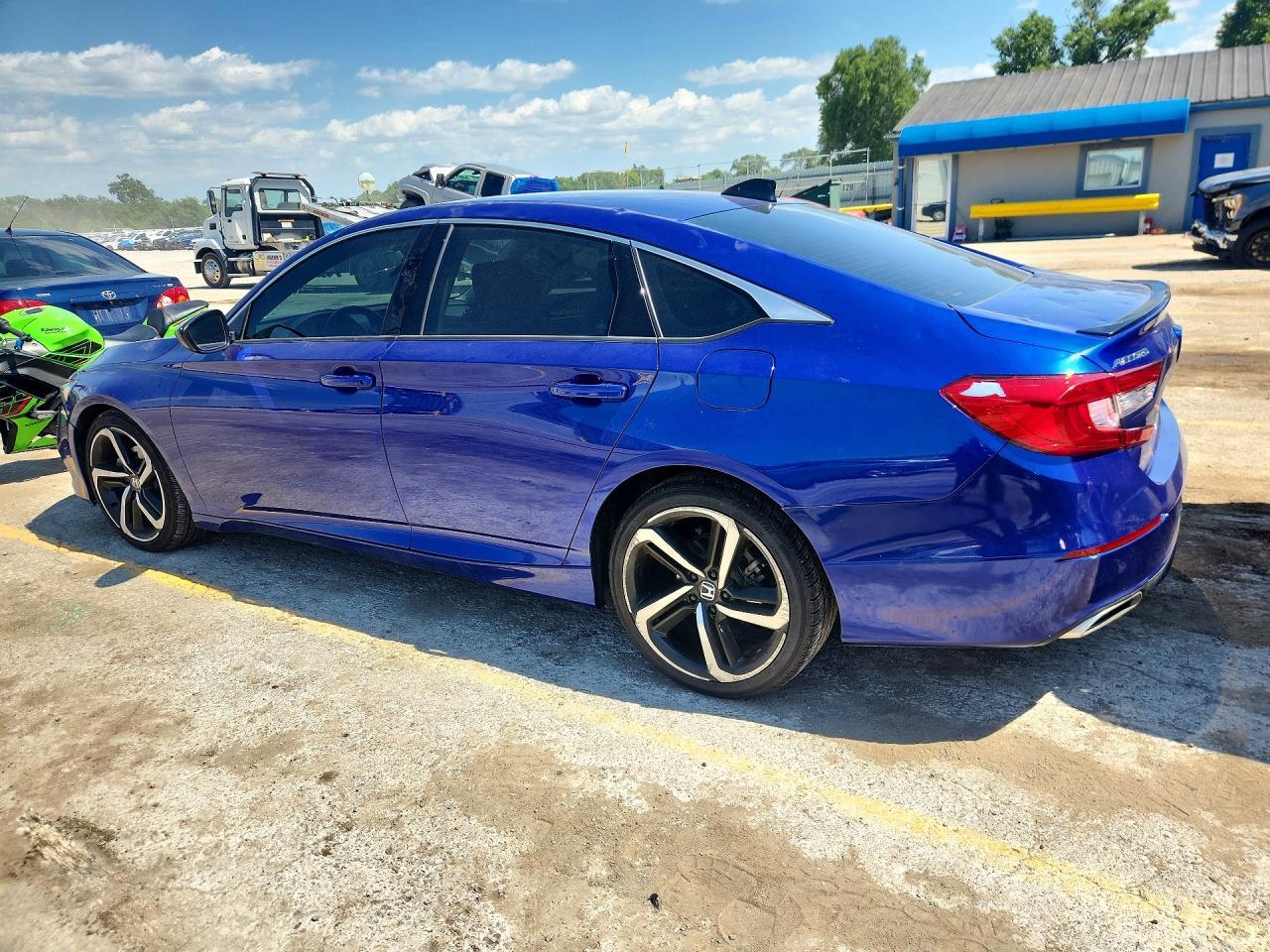 2022 Honda Accord Sport Se - Фото 2