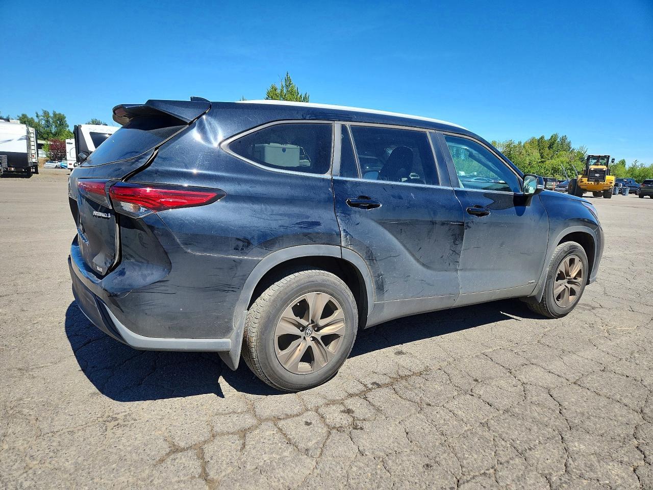 2023 Toyota Highlander Hybrid Bronze Edition - Фото 3