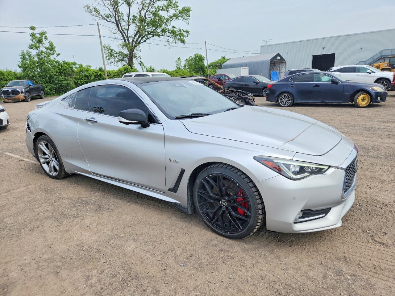 2017 Infiniti Q60 Red Sport 400 - Фото 4