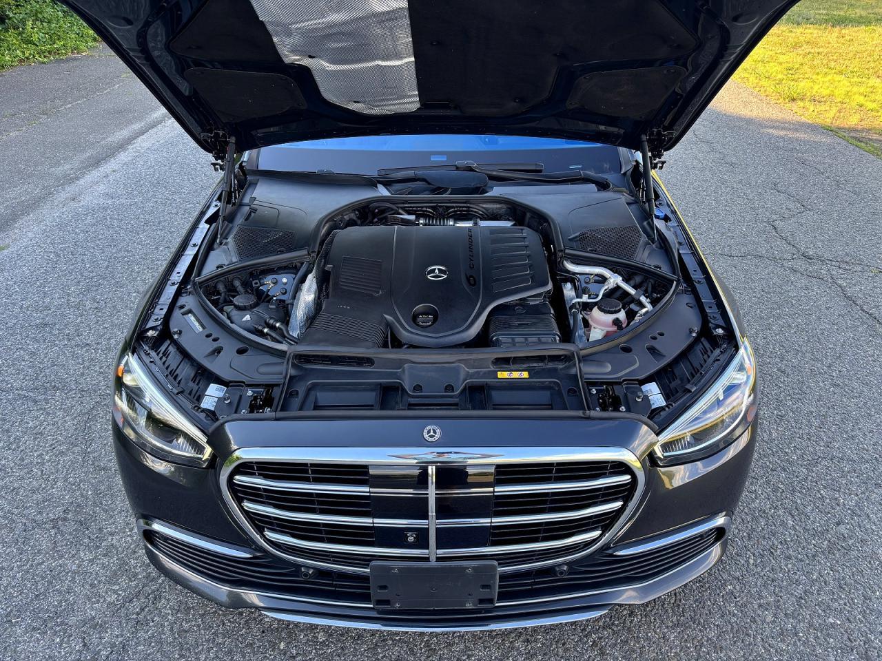2022 Mercedes-Benz S 500 4Matic - Image 6