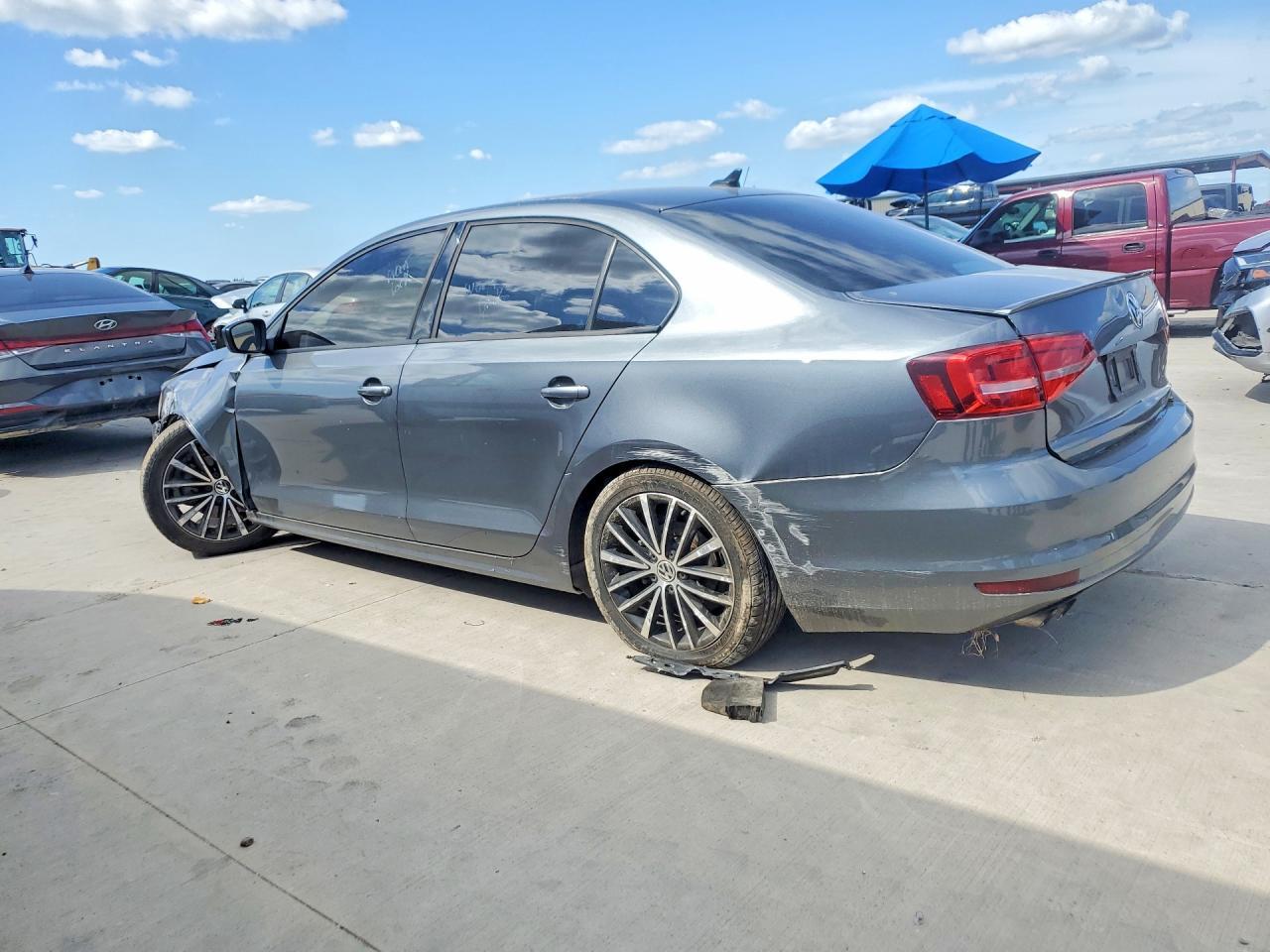 2015 Volkswagen Jetta Se - Фото 2