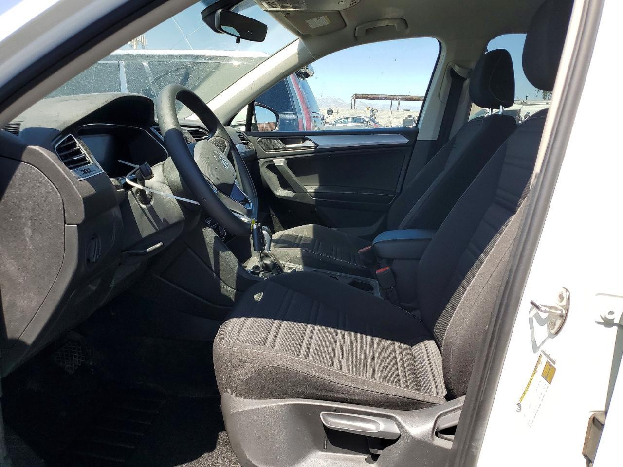2023 Volkswagen Tiguan S - Image 7