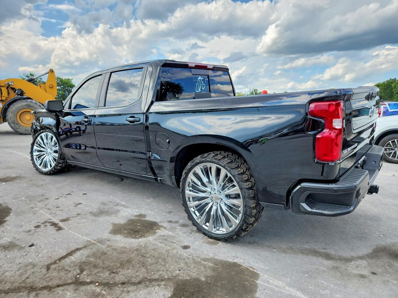 2025 Chevrolet Silverado K1500 Lt Trail Boss - Фото 2