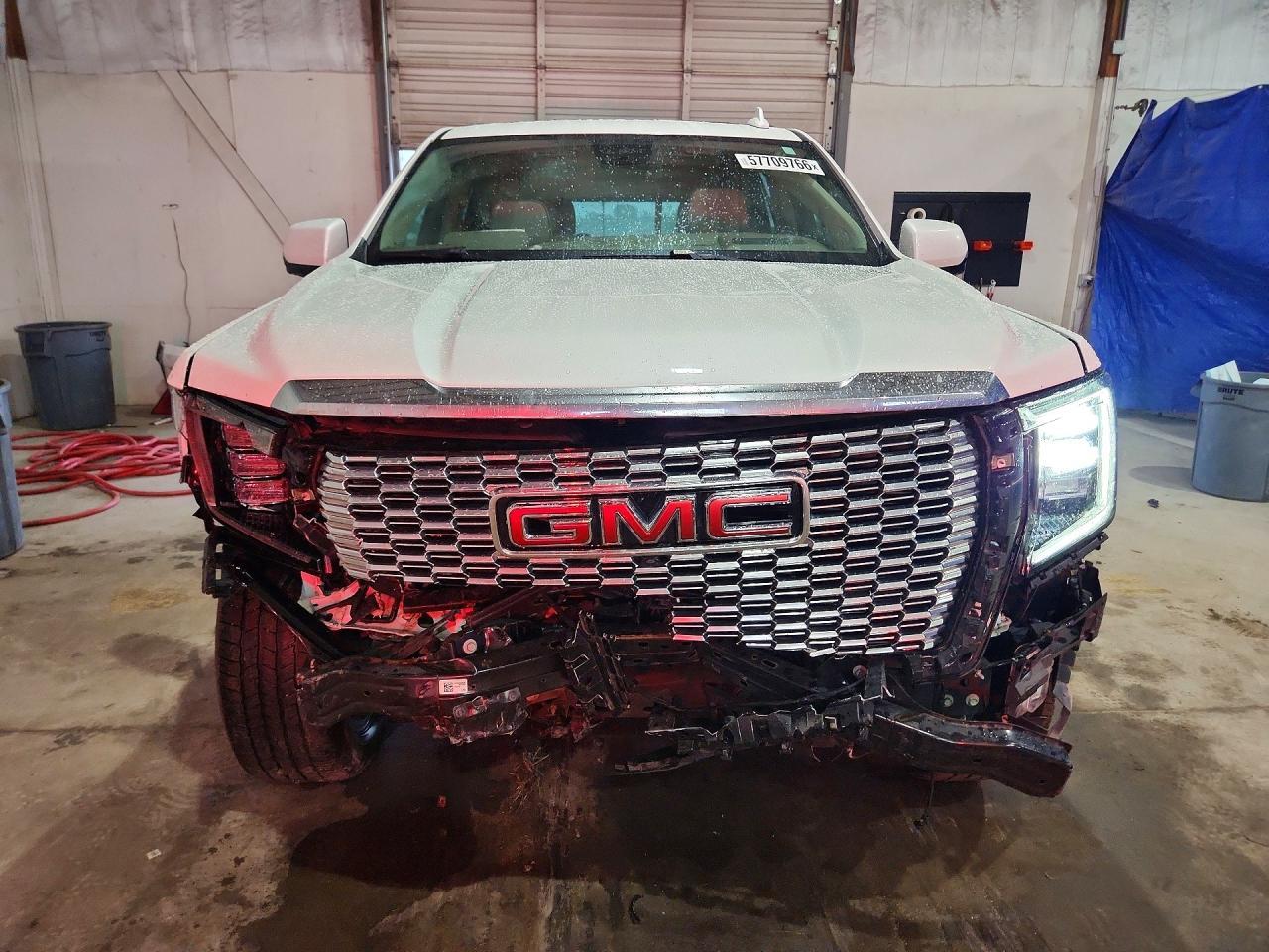 2023 GMC Yukon Denali - Image 5