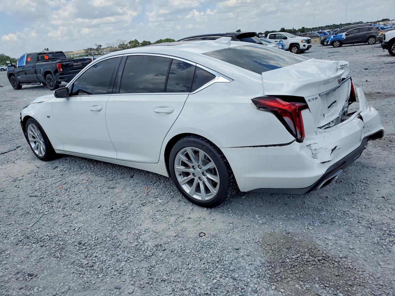 2021 Cadillac Ct5 Luxury - Image 2