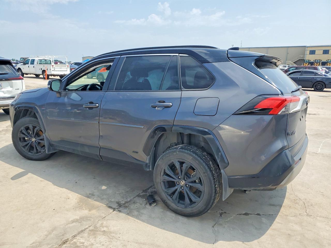 2024 Toyota Rav4 Xse - Фото 2