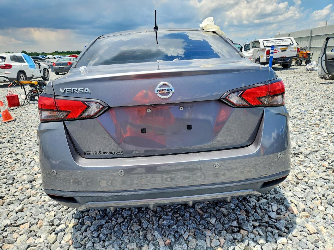2020 Nissan Versa S - Image 6