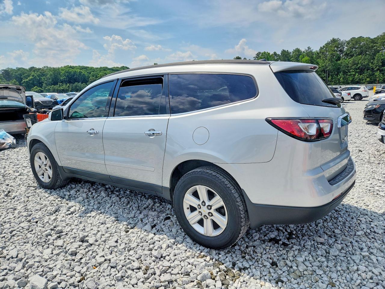2013 Chevrolet Traverse Lt - Фото 2