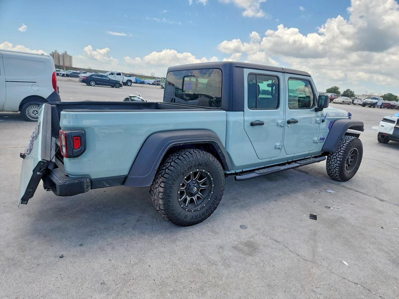 2023 Jeep Gladiator Sport - Фото 3