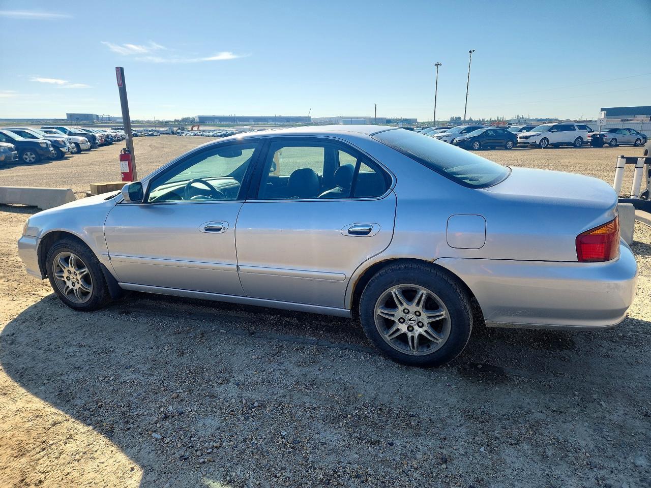 2000 Acura 3.2Tl - Image 2
