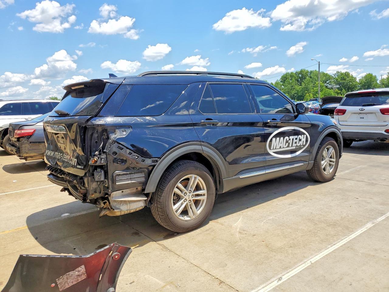 2020 Ford Explorer Xlt - Image 3