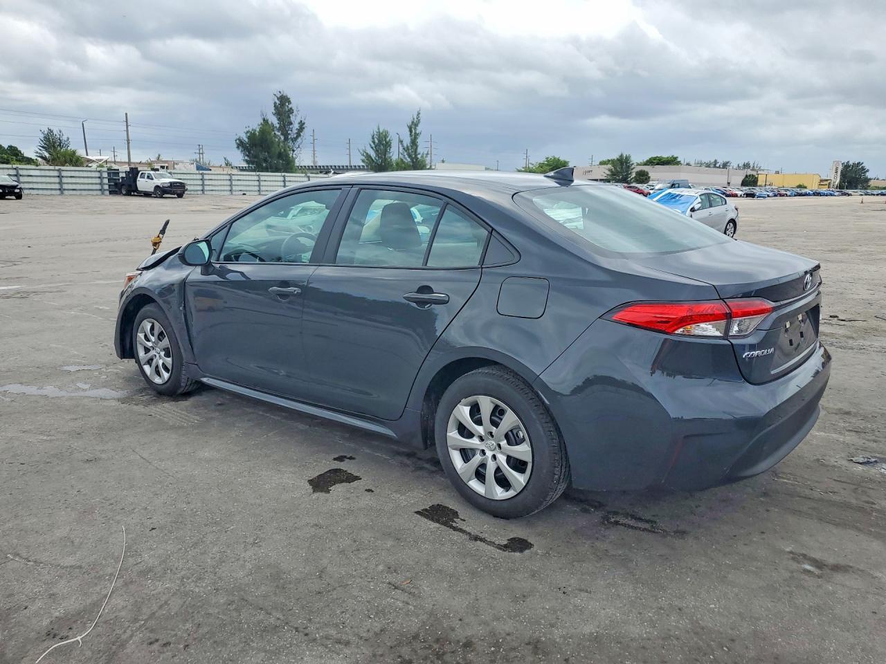 2026 Toyota Corolla Le - Фото 2