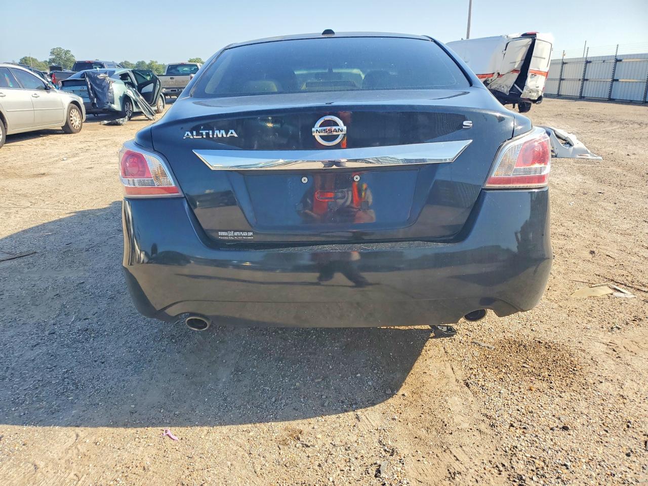 2015 Nissan Altima 2.5 S - Фото 6