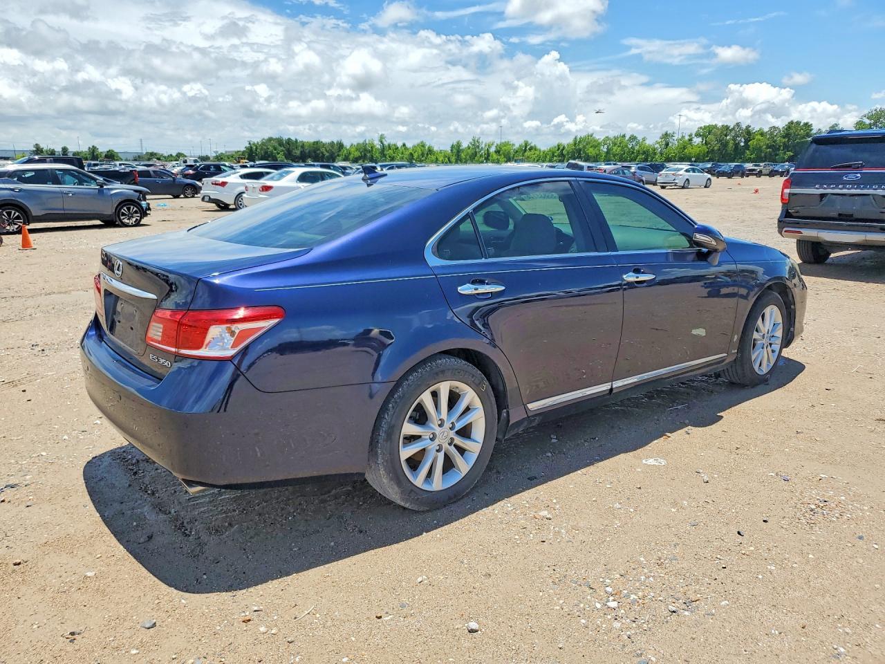2011 Lexus Es 350 - Фото 3