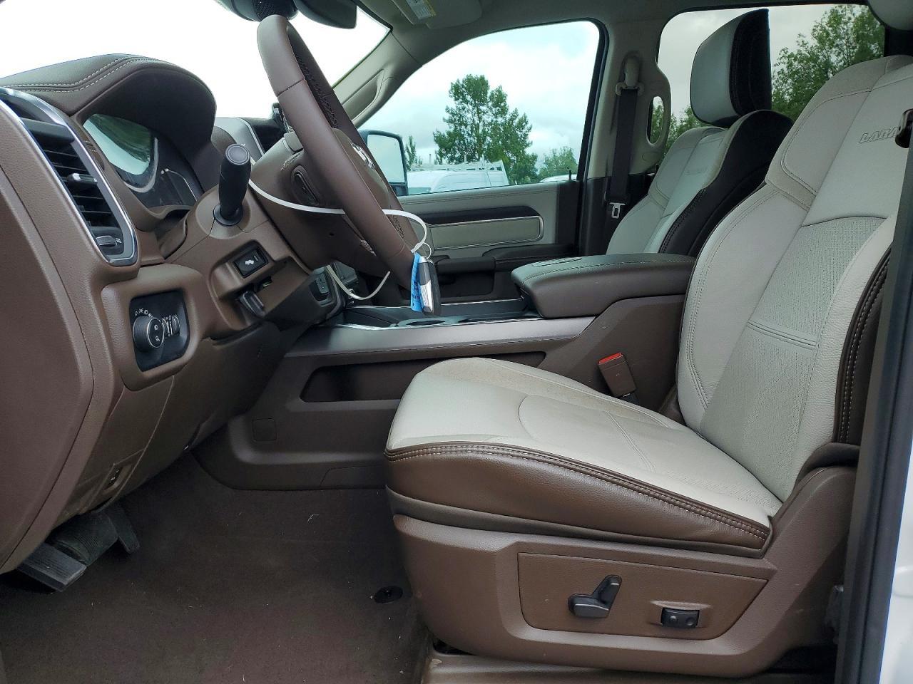2025 Ram 2500 Laramie - Фото 7