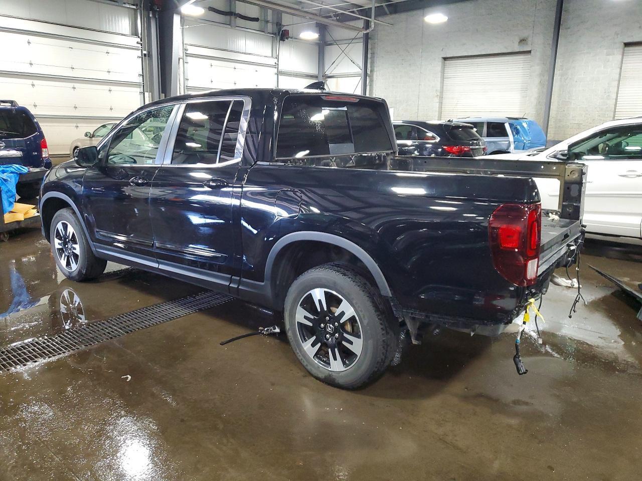 2020 Honda Ridgeline Rtl - Image 2
