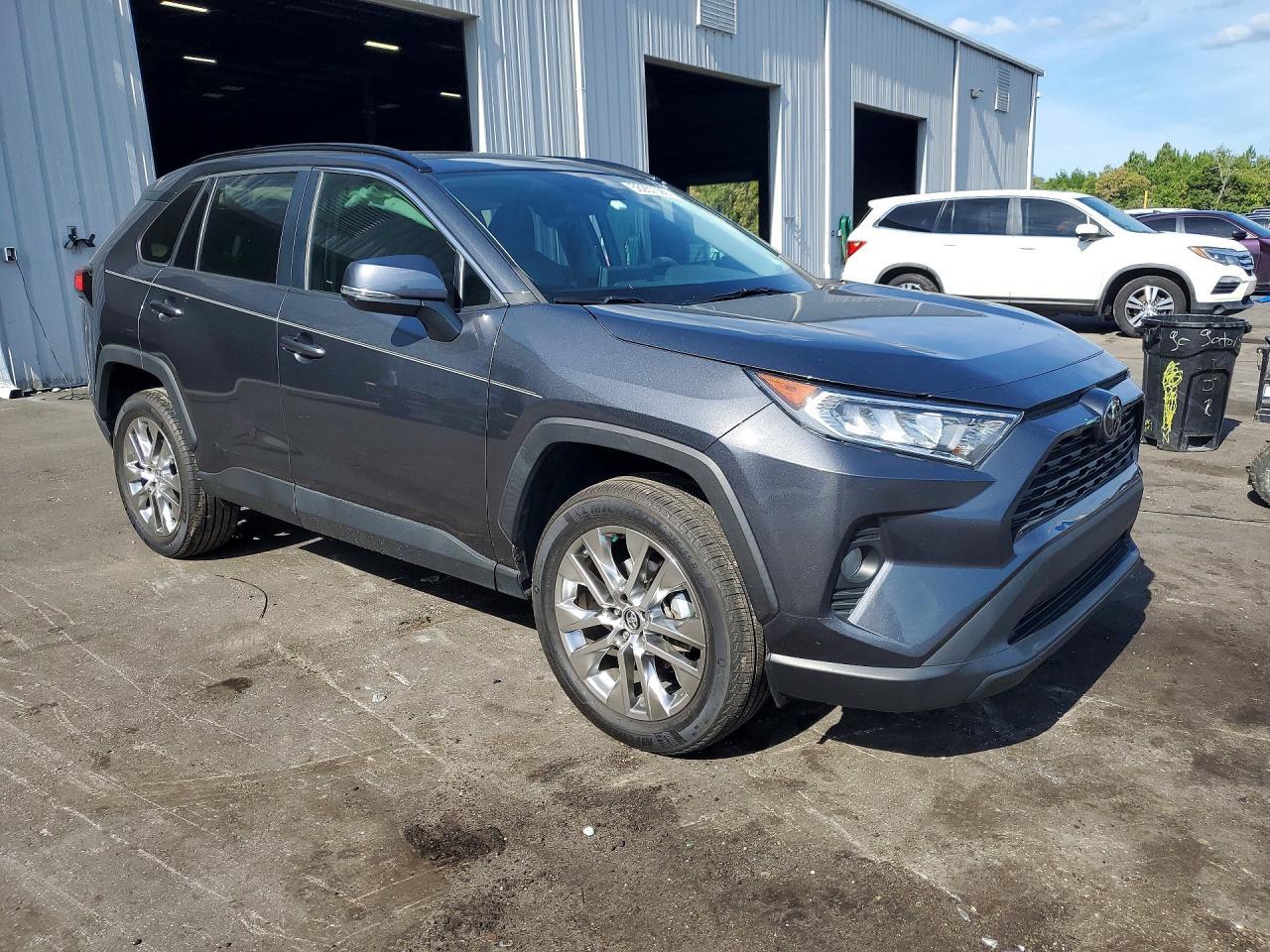 2020 Toyota Rav4 Xle Premium - Фото 4