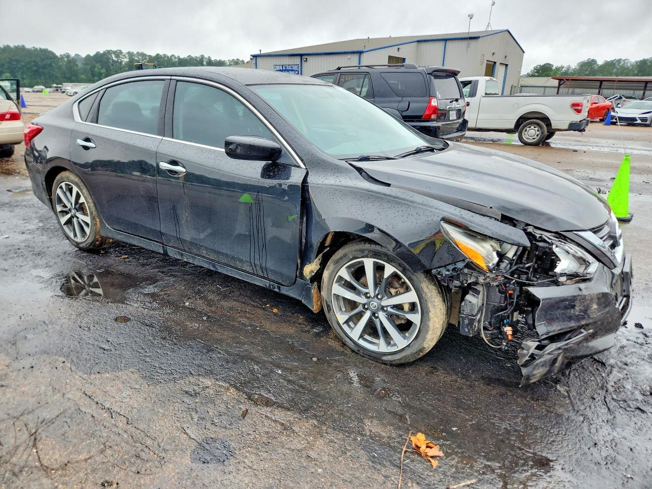 2016 Nissan Altima 2.5 Sr - Image 4