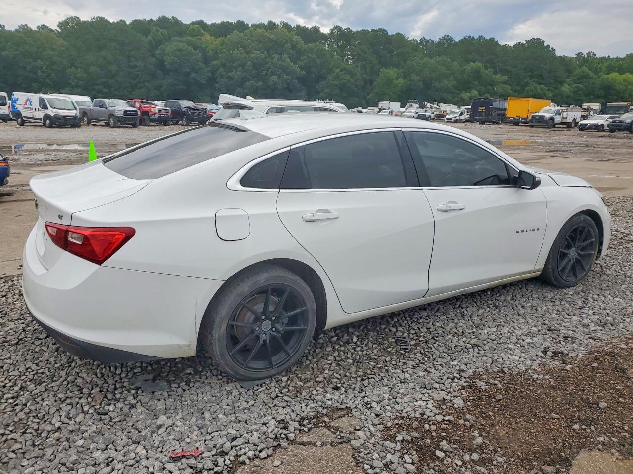 2018 Chevrolet Malibu Lt - Фото 3