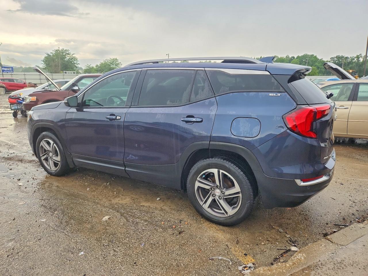 2018 GMC Terrain Slt - Image 2