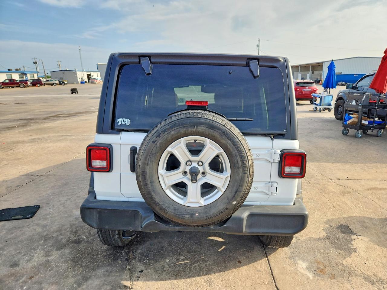 2022 Jeep Wrangler Unlimited Sport - Фото 6