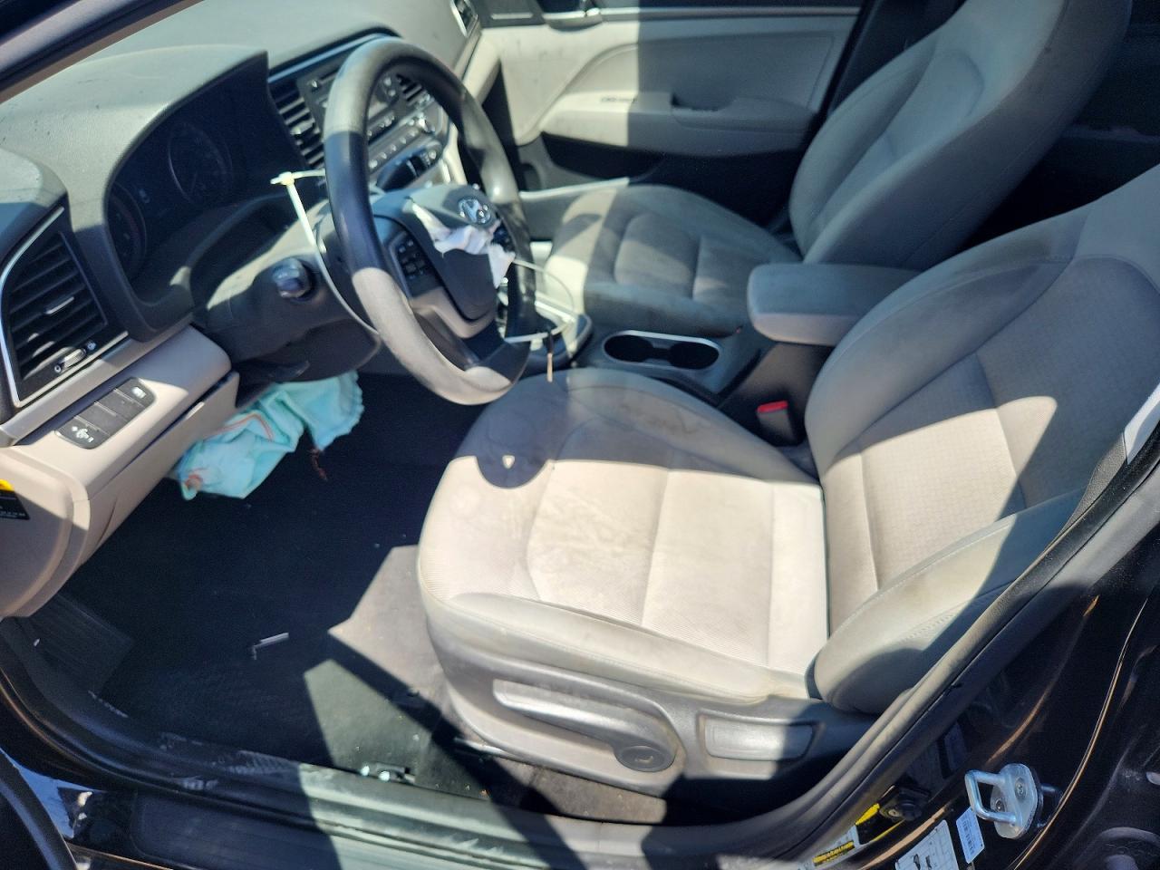 2017 Hyundai Elantra Se - Image 7