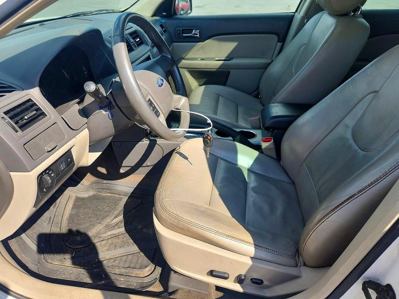 2012 Ford Fusion - Image 7