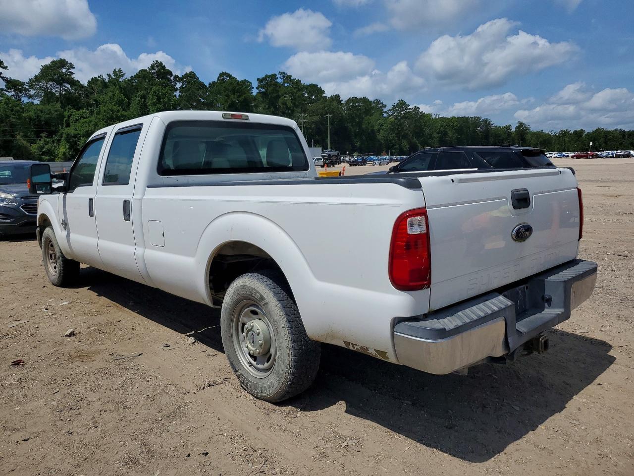 2015 Ford F250 Super Duty - Image 2