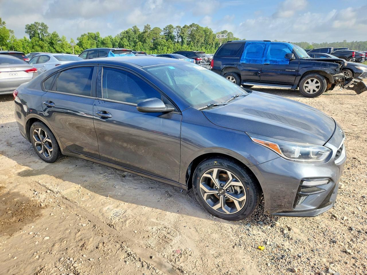 2021 Kia Forte Lxs - Фото 4