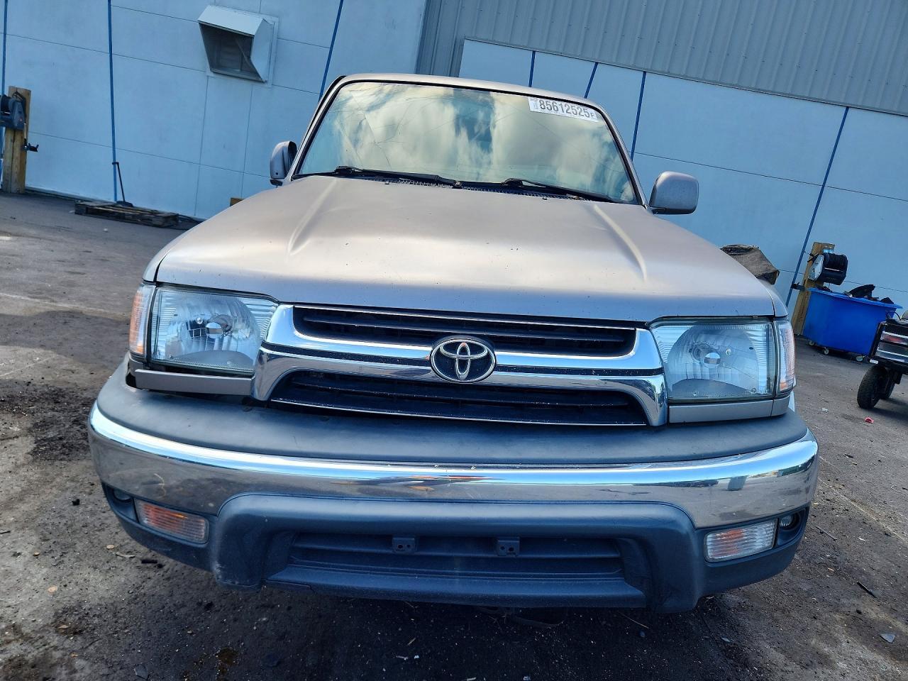 2001 Toyota 4Runner Sr5 - Фото 5